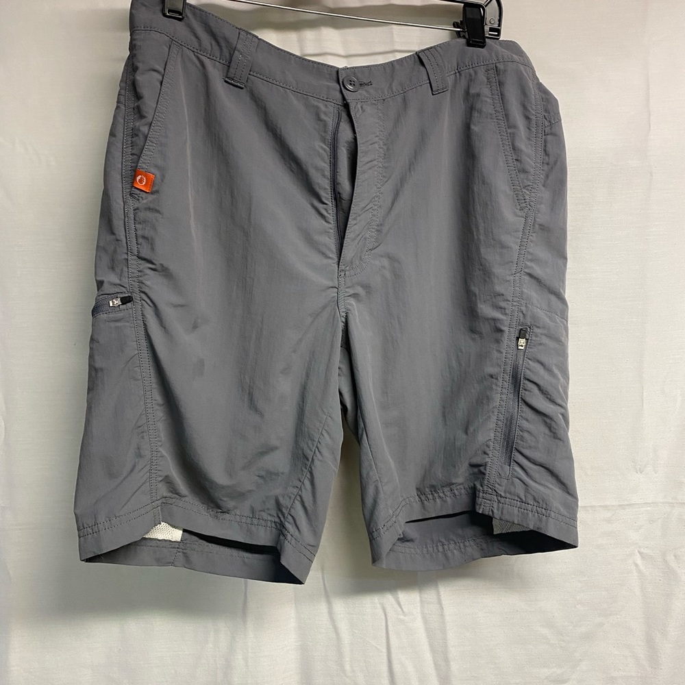 The AmericanOutdoorsmen shorts